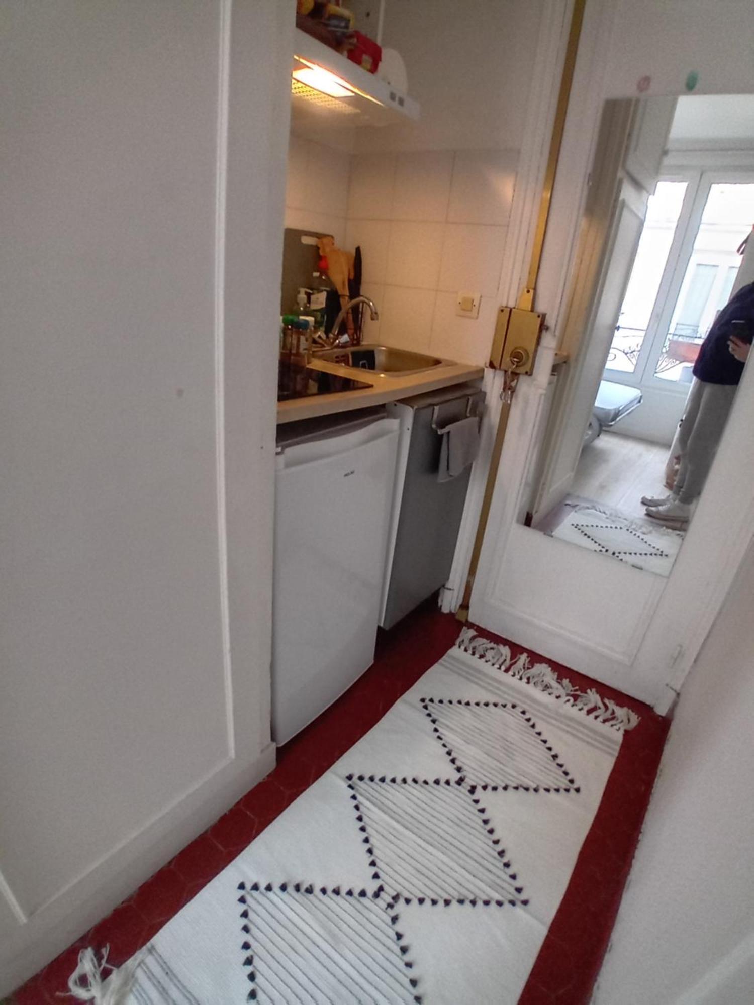 11 Apartment