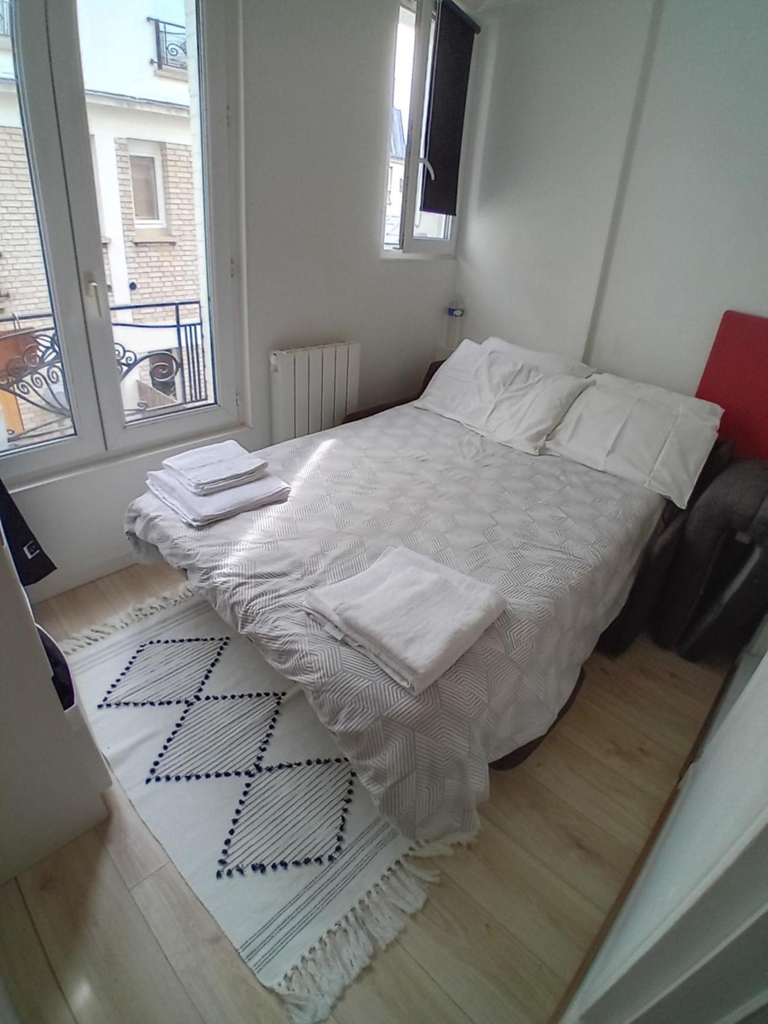 Apartment 11